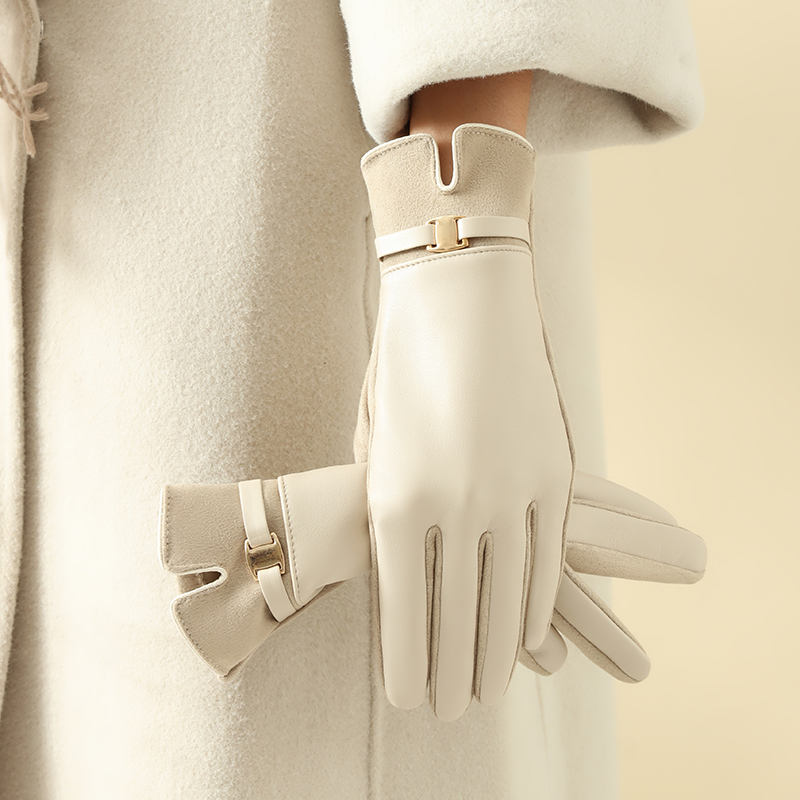 1 Pair of Gloves for Women in  - огляд і ціна Leather Driving Glove