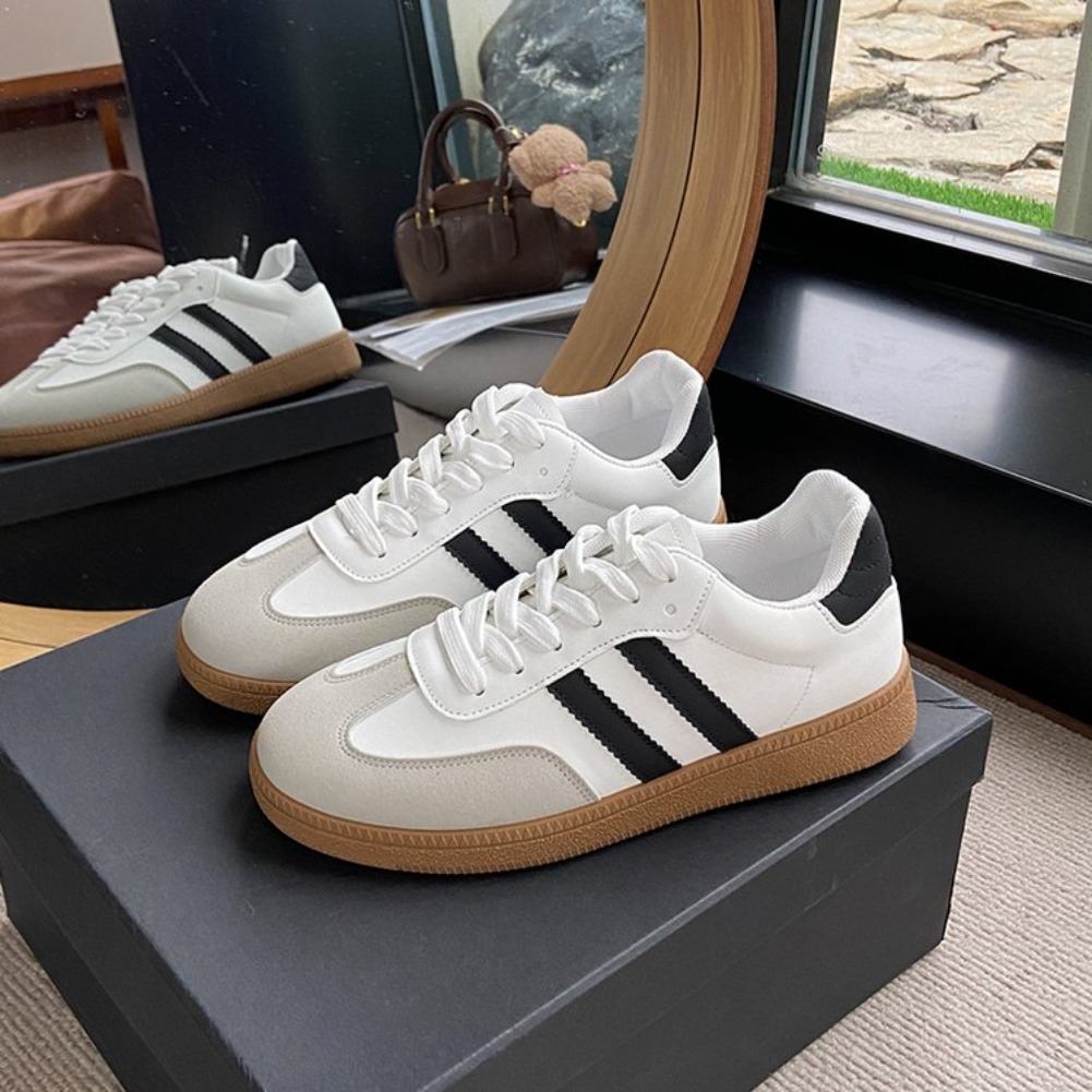 Women's Fashion Tennis Sneaker - огляд і ціна Vans Shoes Old Skool